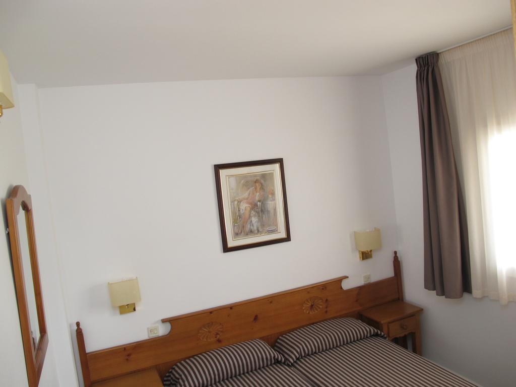 Apartamentos Santi Льорет-де-Мар Номер фото